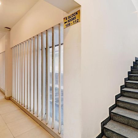 Townhouse Oak Edassery'S Sealine Villa Stay Kochi Buitenkant foto