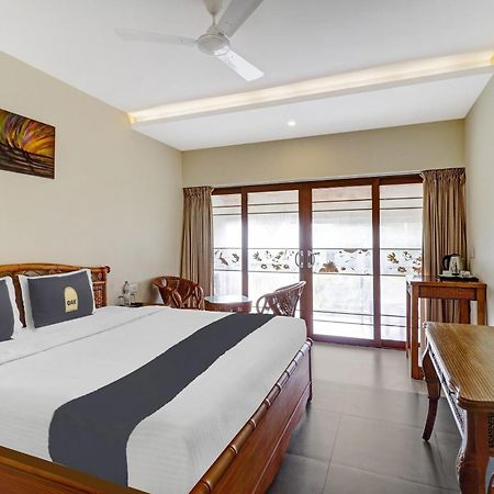 Townhouse Oak Edassery'S Sealine Villa Stay Kochi Buitenkant foto