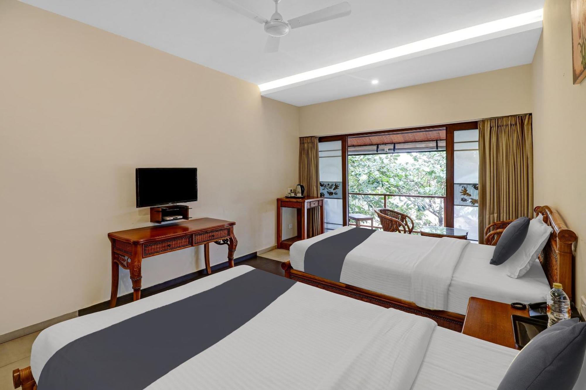 Townhouse Oak Edassery'S Sealine Villa Stay Kochi Buitenkant foto