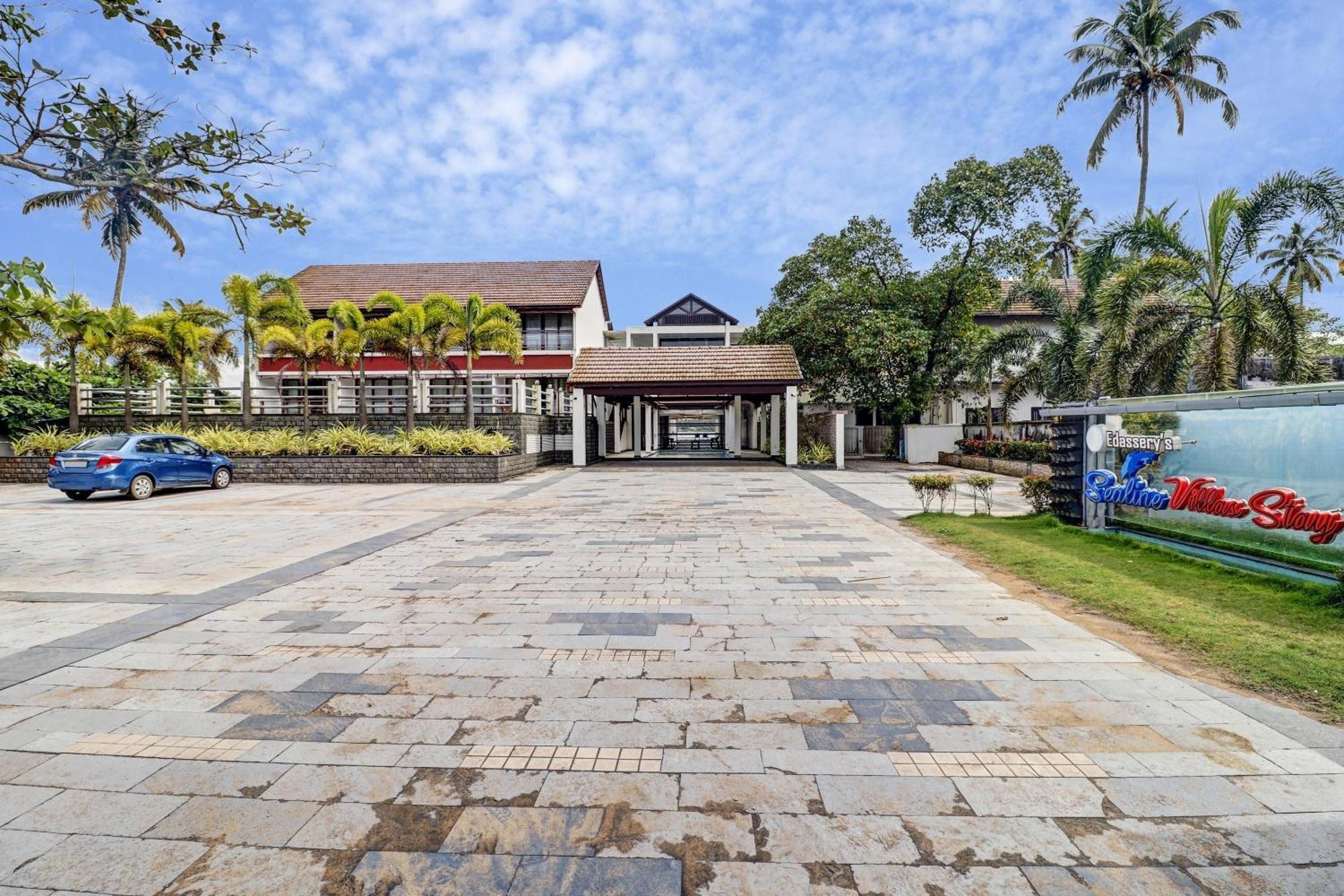 Townhouse Oak Edassery'S Sealine Villa Stay Kochi Buitenkant foto