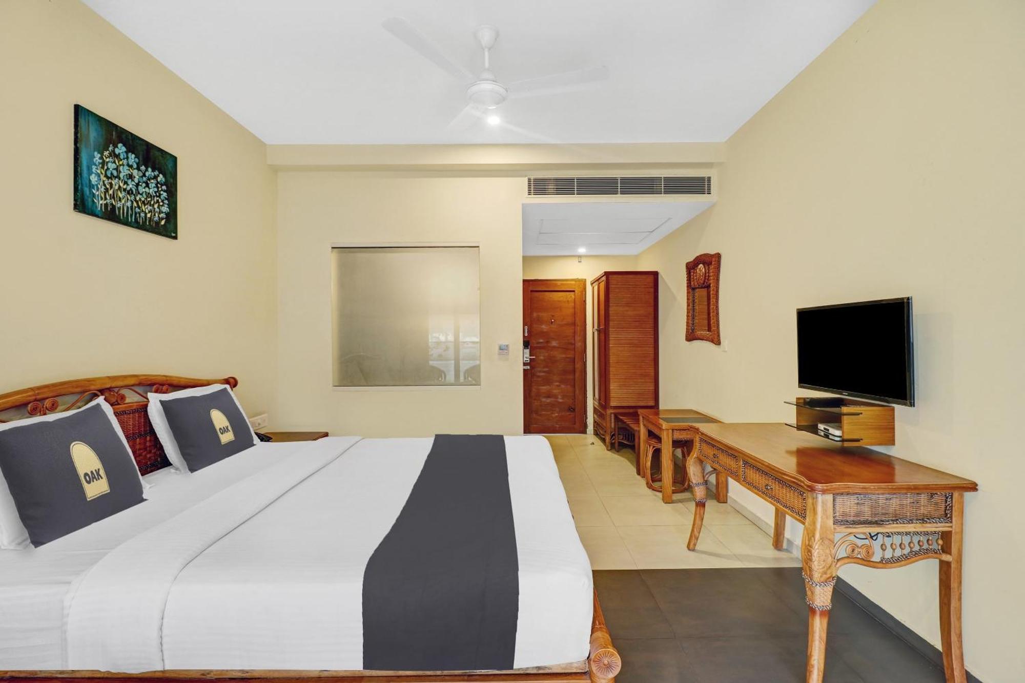 Townhouse Oak Edassery'S Sealine Villa Stay Kochi Buitenkant foto