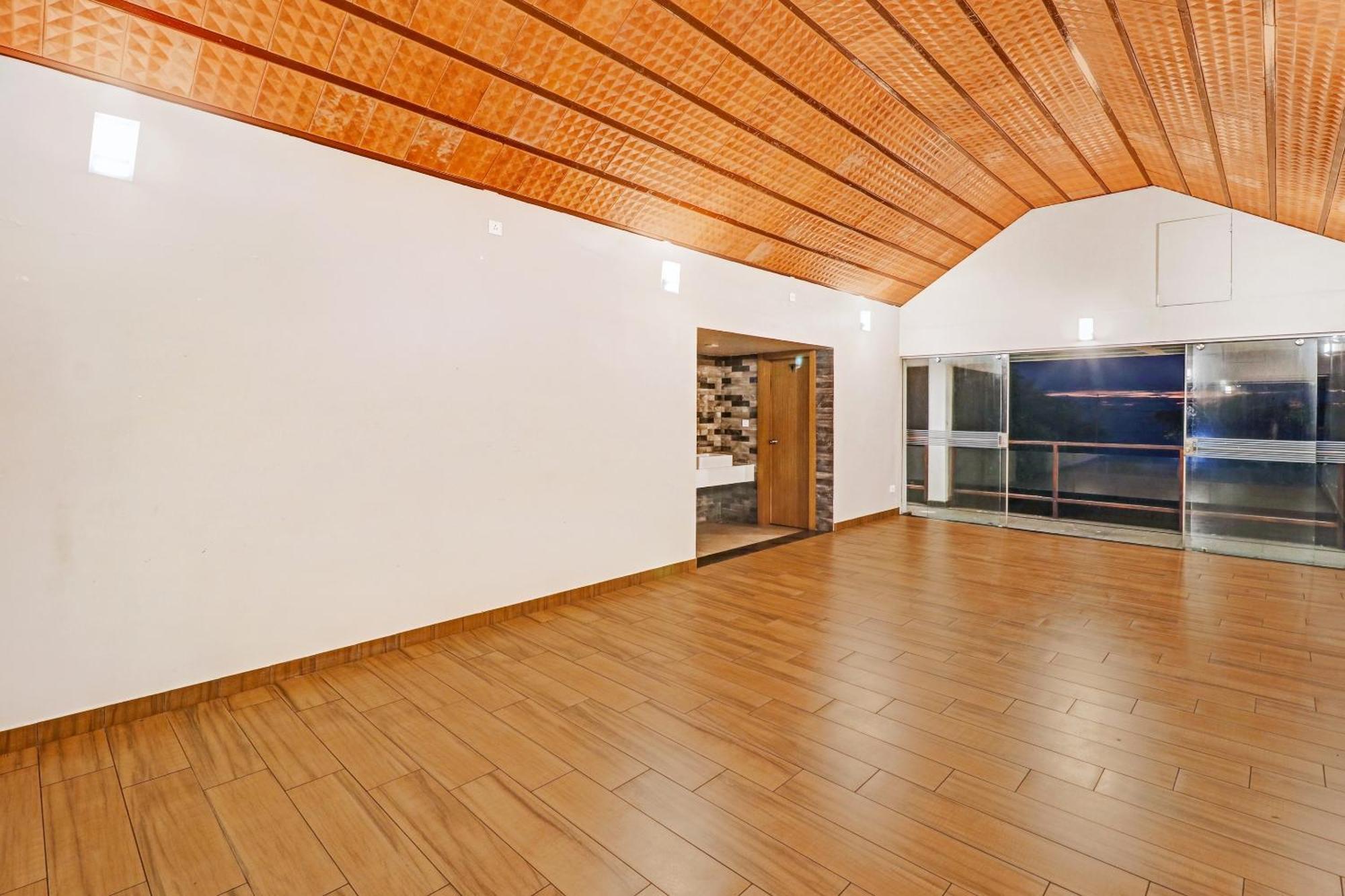 Townhouse Oak Edassery'S Sealine Villa Stay Kochi Buitenkant foto