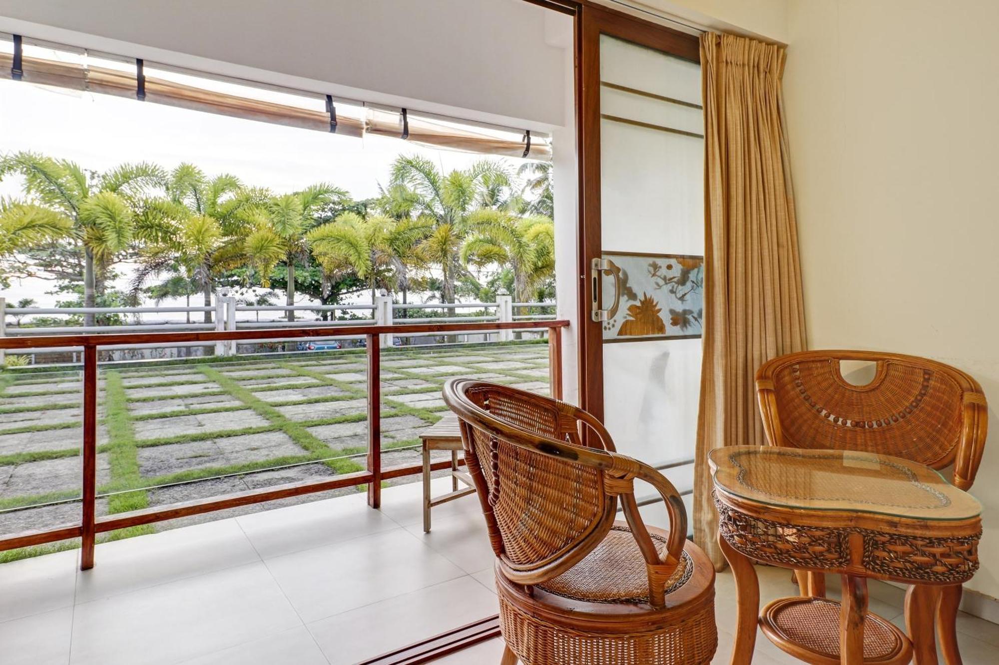 Townhouse Oak Edassery'S Sealine Villa Stay Kochi Buitenkant foto