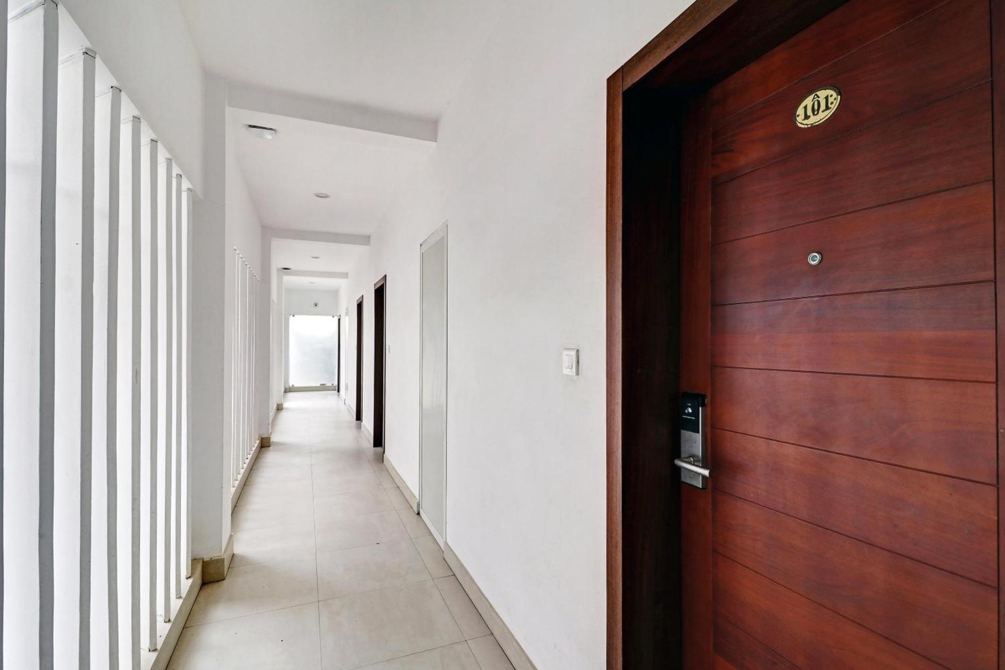 Townhouse Oak Edassery'S Sealine Villa Stay Kochi Buitenkant foto