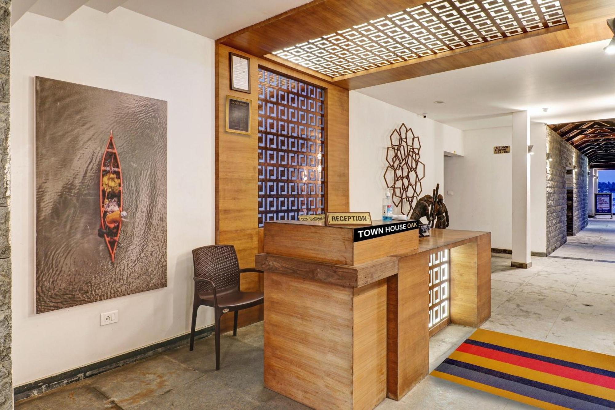 Townhouse Oak Edassery'S Sealine Villa Stay Kochi Buitenkant foto