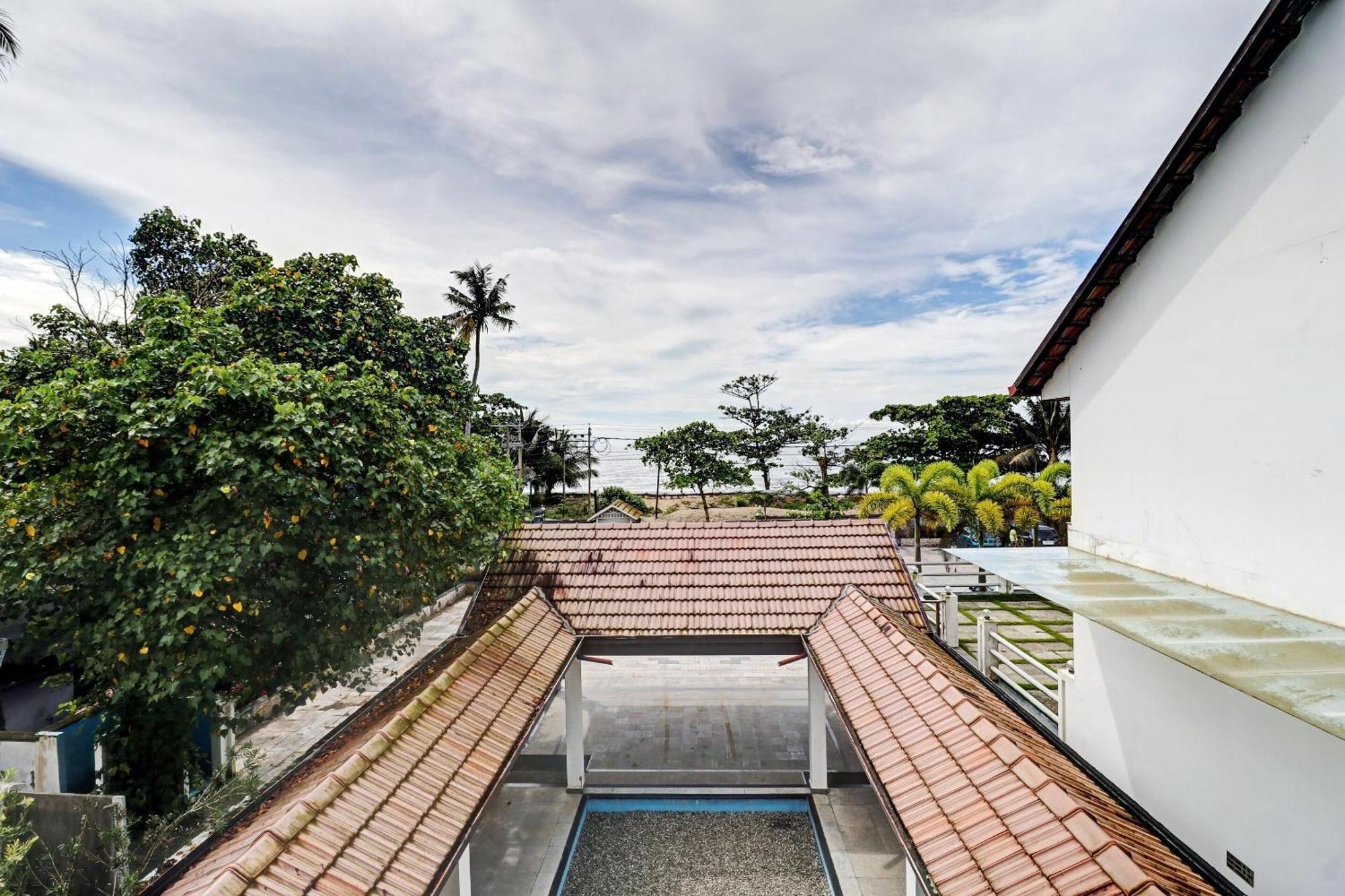 Townhouse Oak Edassery'S Sealine Villa Stay Kochi Buitenkant foto