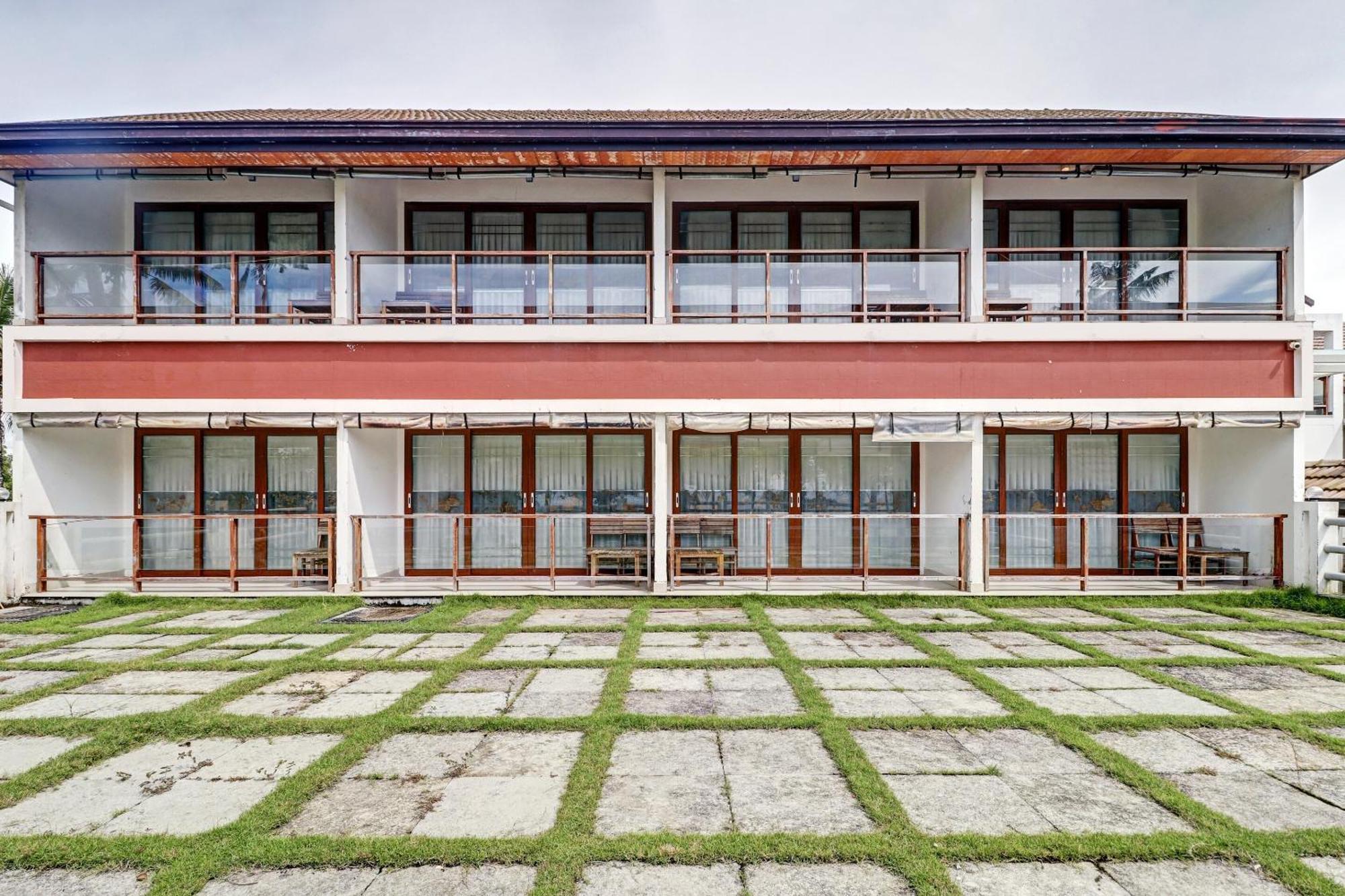 Townhouse Oak Edassery'S Sealine Villa Stay Kochi Buitenkant foto