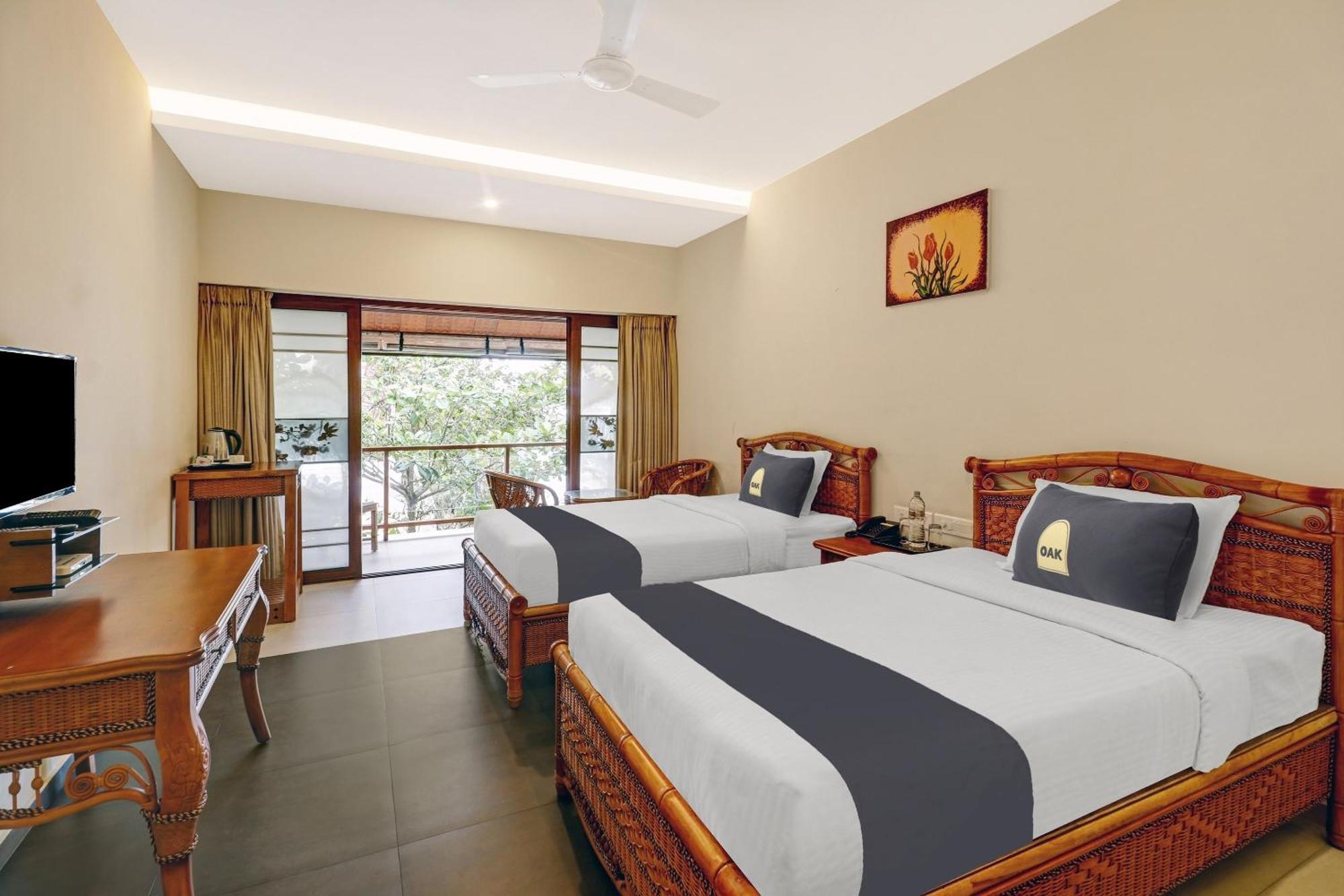 Townhouse Oak Edassery'S Sealine Villa Stay Kochi Buitenkant foto